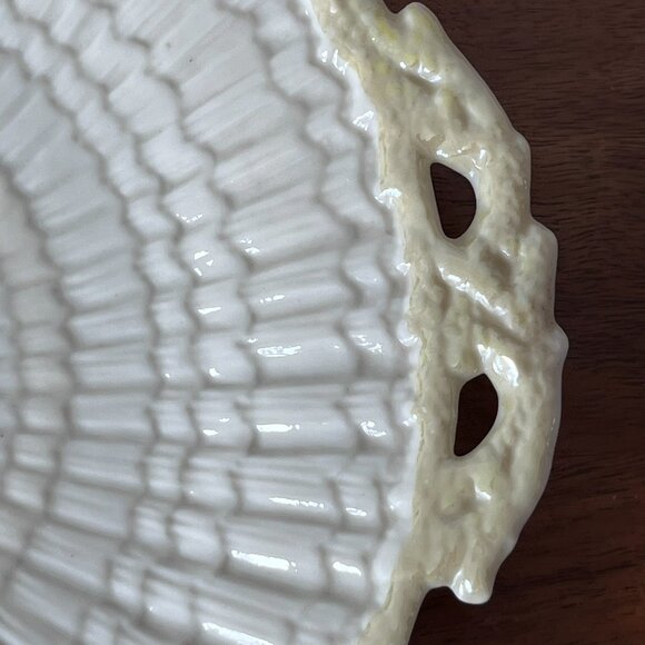 Belleek Limpet Yellow Cake Plate 5th Mark 1955-65 Ireland Vintage Mother's Day - Picture 5 of 7